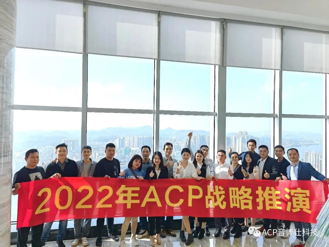 Reunir-se, brindar i celebrar